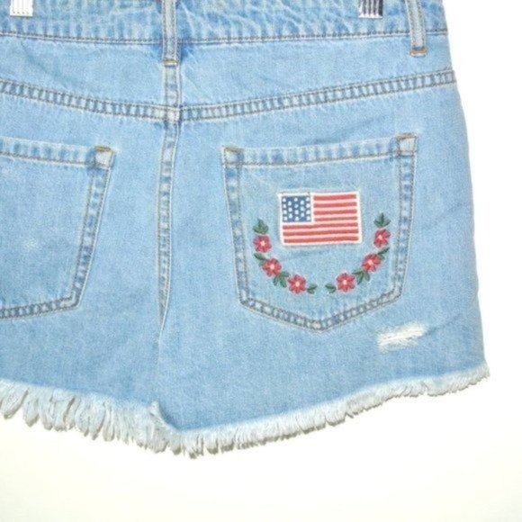 FOREVER 21‎ Ripped Denim Shorts Embroidery Usa Flag - Picture 9 of 9